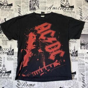 Anthill Trading ACDC Men's Black and Red T-shirt y2k 2005 vintage